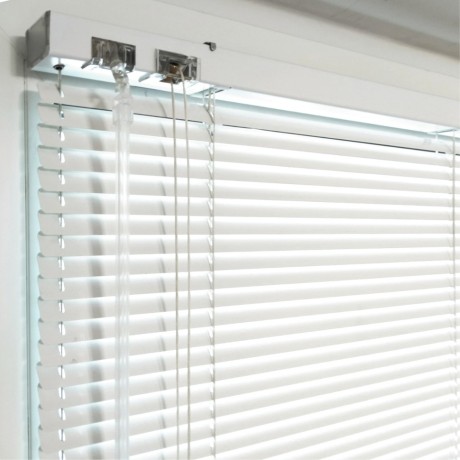 Жалюзи горизонтальные алюминиевые "Танго 25-М", Белый шелк 5101, 52,5 х 170 см, упр Левое