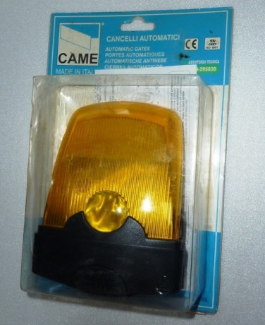 Жалюзи горизонтальные алюминиевые кассетные «Изотра-хит 25» «Перфорация»