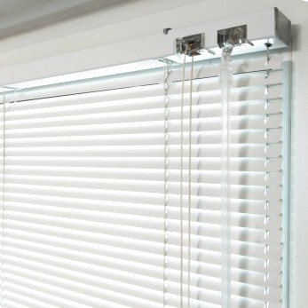 Жалюзи горизонтальные алюминиевые "Танго 25-М", Белый шелк 5101, 65 х 130 см, упр Правое