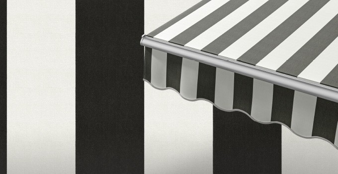 Маркиза локтевая VENTURA NEW, локти 2,5 метра, электропривод, тент из ткани в двухцветную полоску